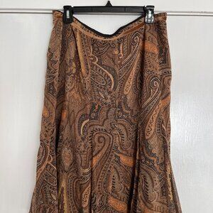 womans skirt